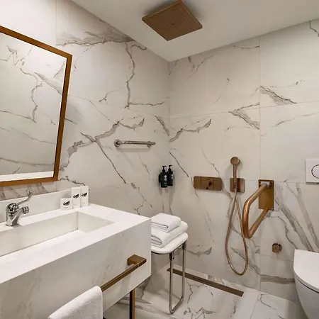 Boreas Hotel, Trademark Collection By Wyndham Hotel 4*