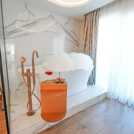 Boreas Hotel, Trademark Collection By Wyndham 4*