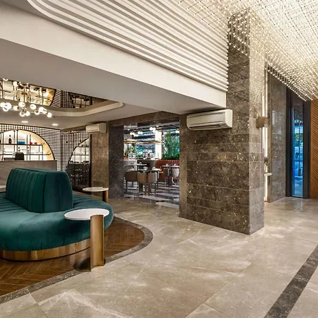 Boreas Hotel, Trademark Collection By Wyndham 4*