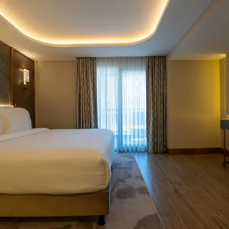 Boreas Hotel, Trademark Collection By Wyndham Hotel