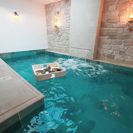 מלון Boreas & Spa, Trademark Collection By Wyndham 4*